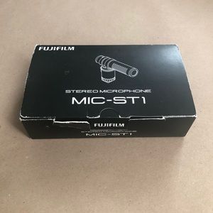 Fujifilm stereo microphone, NIB new in box, MIC- ST1